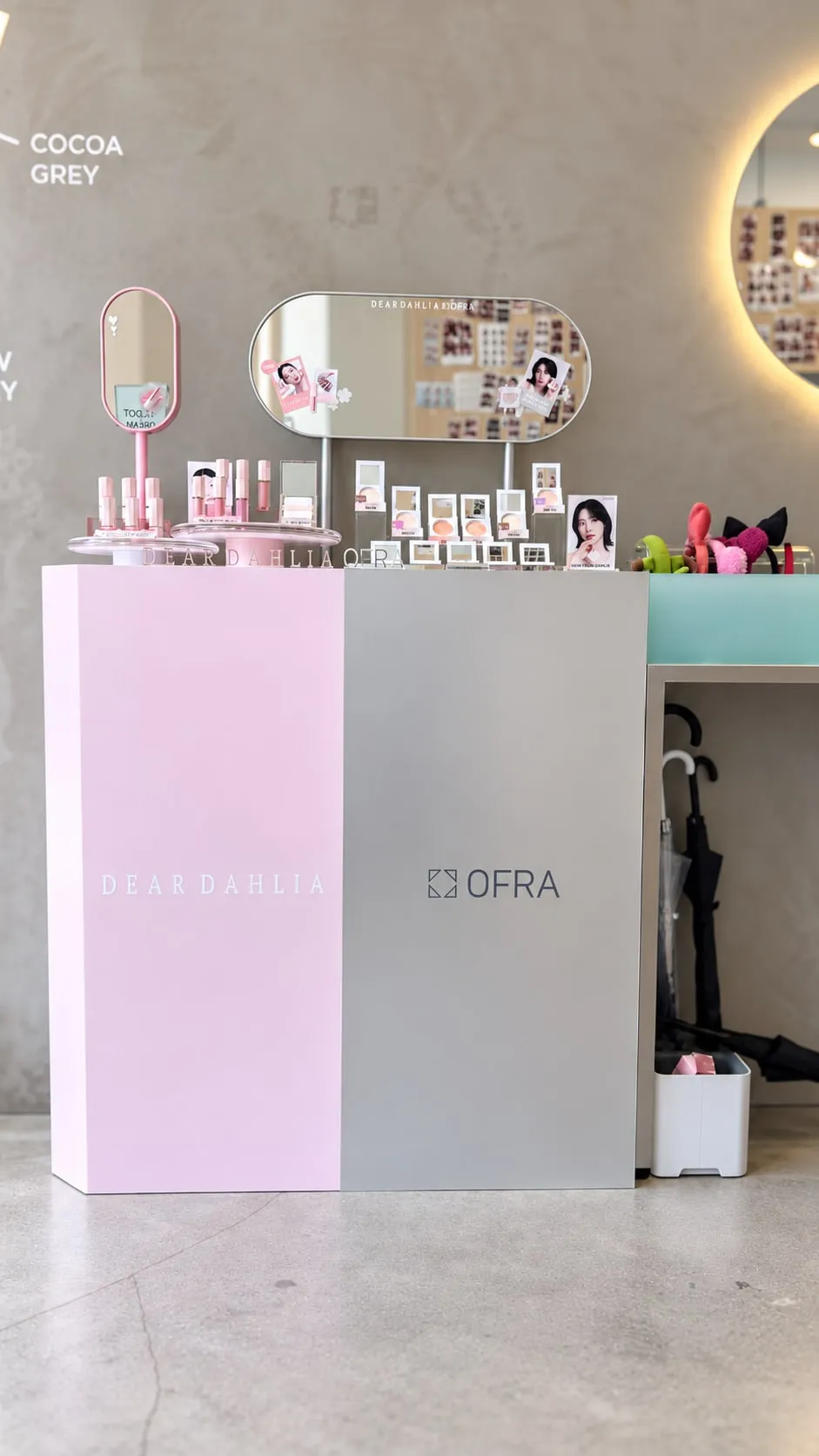 픽닷 성수점 디어달리아 × 오프라 진열대